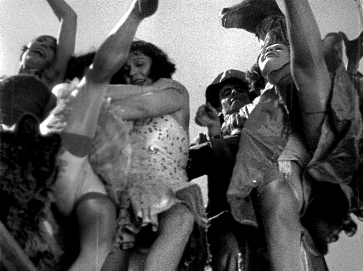 À propos de Nice (Jean Vigo, 1930) À propos de Nice (Jean Vigo, 1930)