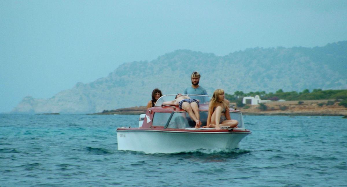 (2) Mourir à Ibiza (Un film en trois étés) (Anton Balekdjian, Léo Couture & Mattéo Eustachon, 2022) (2) Mourir à Ibiza (Un film en trois étés) (Anton Balekdjian, Léo Couture & Mattéo Eustachon, 2022)