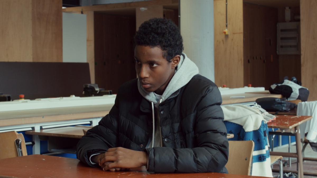 (4) Grands travaux (Olivia Rochette & Gerard-Jan Claes, 2016) (4) Grands travaux (Olivia Rochette & Gerard-Jan Claes, 2016)