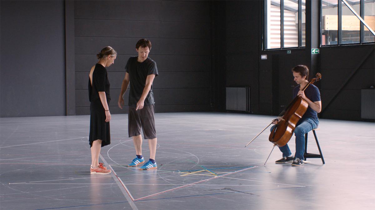 Mitten (Olivia Rochette & Gerard-Jan Claes, 2019) Mitten (Olivia Rochette & Gerard-Jan Claes, 2019)