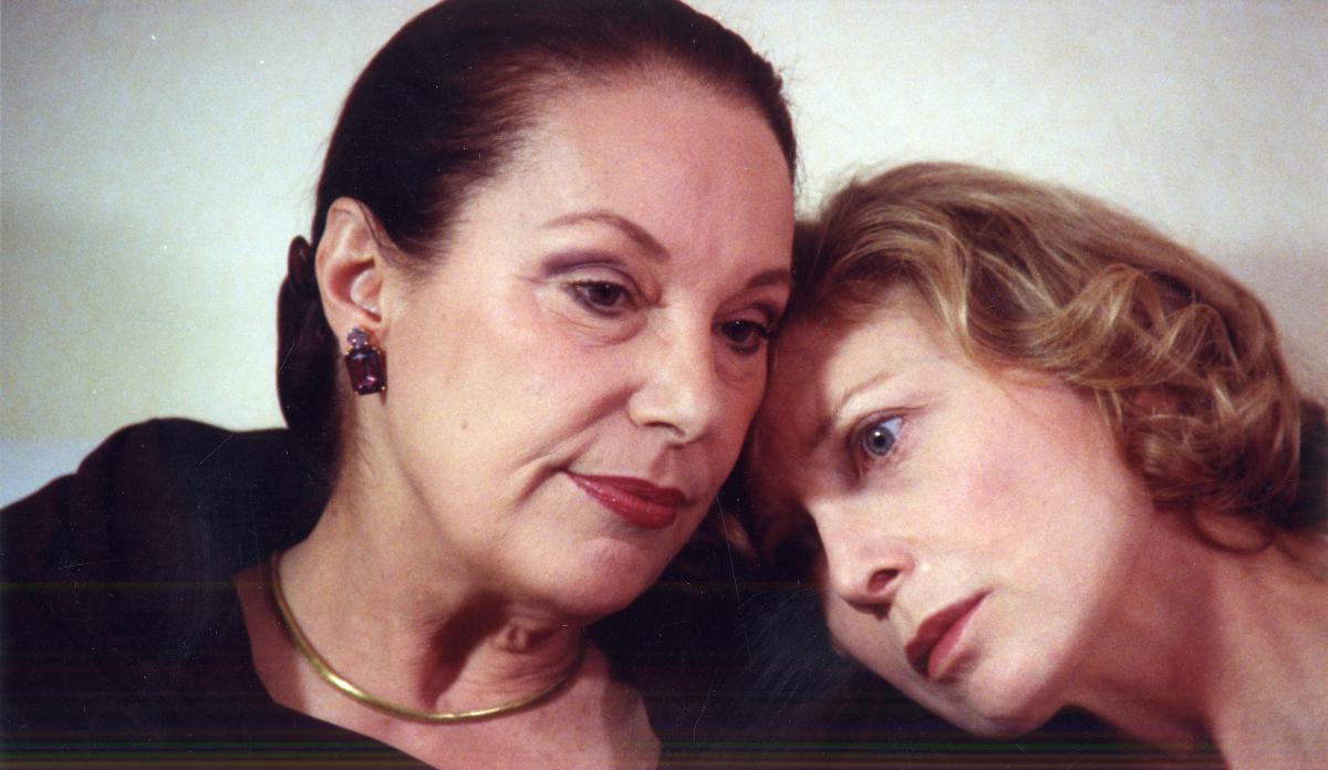 (1) Nous sommes tous encore ici (Anne-Marie Miéville, 1997) (1) Nous sommes tous encore ici (Anne-Marie Miéville, 1997)
