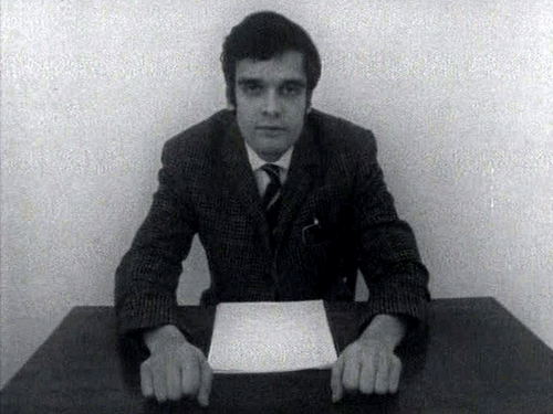 Nicht löschbares Feuer (Harun Farocki, 1969) Nicht löschbares Feuer (Harun Farocki, 1969)