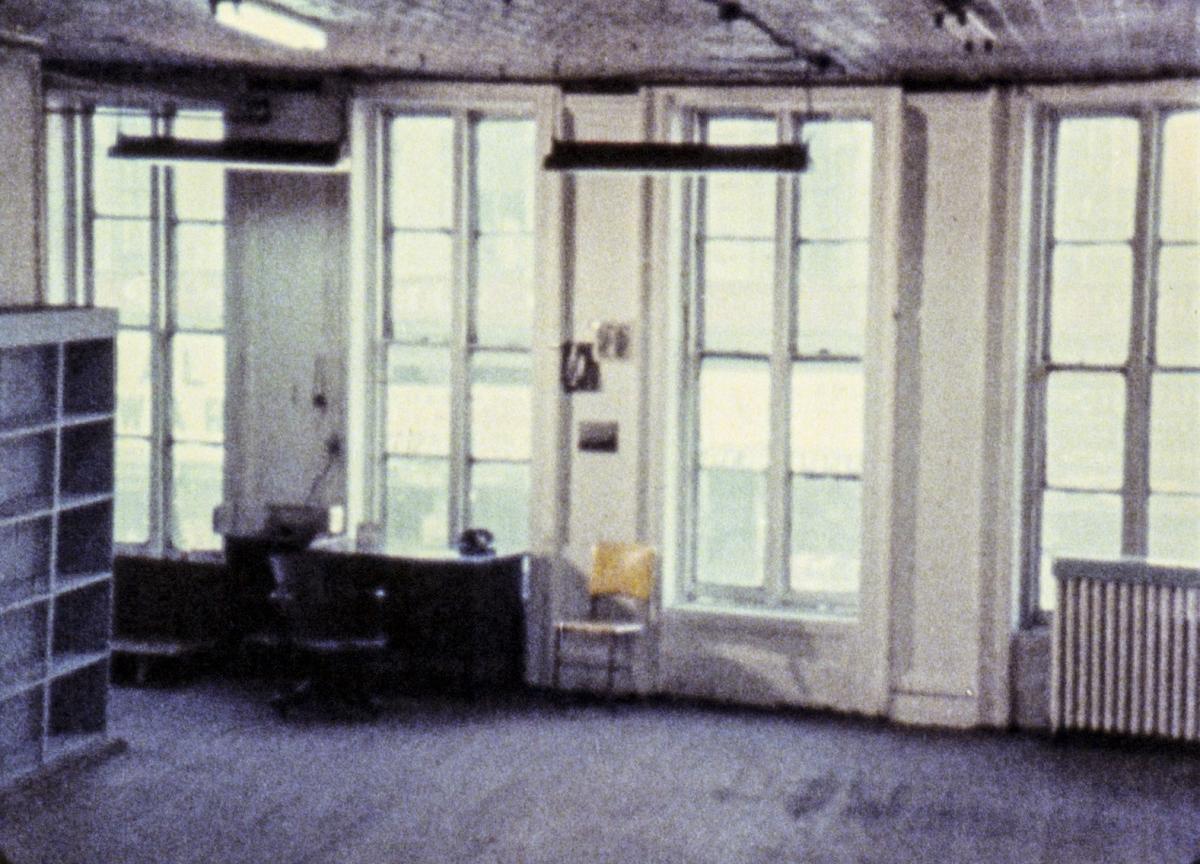 (3) Wavelength (Michael Snow, 1967) (3) Wavelength (Michael Snow, 1967)