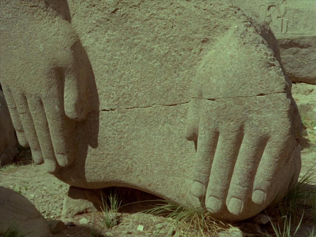 (2) Al-mummia [The Mummy] (Shadi Abdel Salam, 1969)