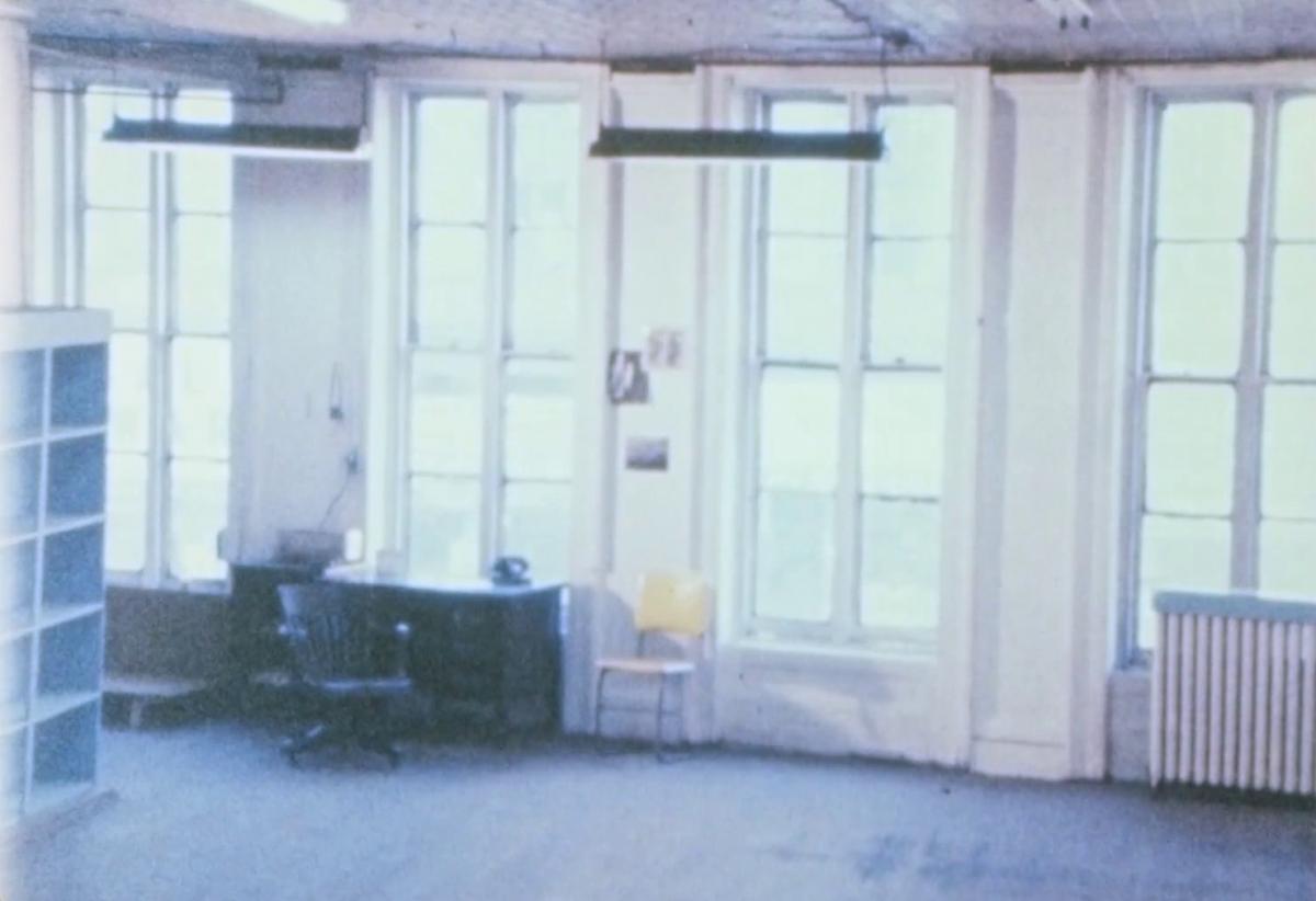 (1) Wavelength (Michael Snow, 1967) (1) Wavelength (Michael Snow, 1967)