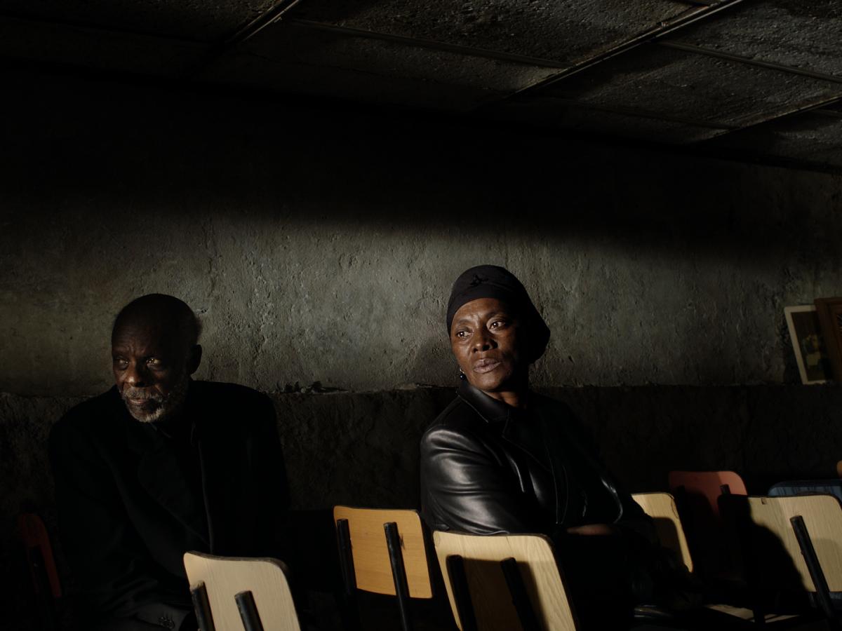 (2) Vitalina Varela (Pedro Costa, 2019) (2) Vitalina Varela (Pedro Costa, 2019)