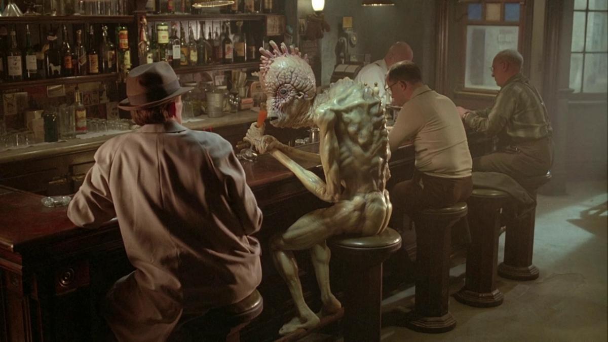 (7) Naked Lunch (David Cronenberg, 1991) (7) Naked Lunch (David Cronenberg, 1991)